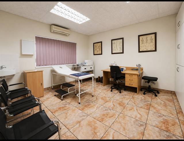 550M² MEDICAL SUITE FOR SALE IN VEREENIGING CENTRAL